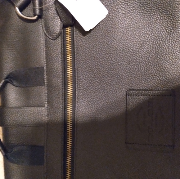 2 COACH portfolios - Picture 1 of 11